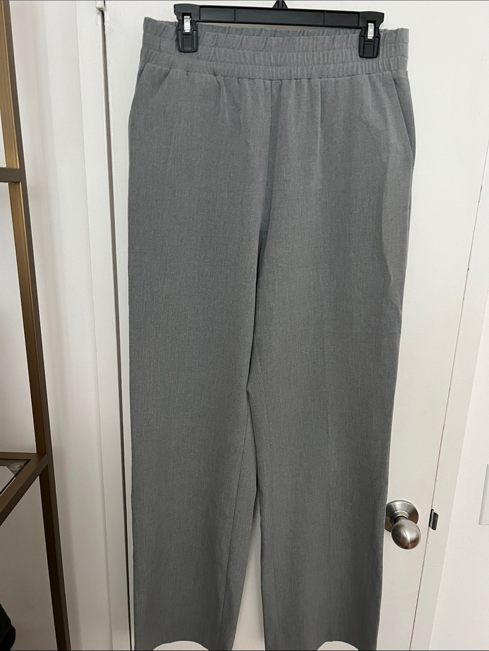 Favorite Daughter Gray Elastic-Waist Straight-Leg Dress Pants